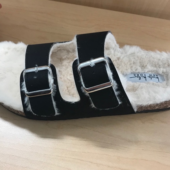 Nicole Miller Faux Fur Sandals - Picture 6 of 9